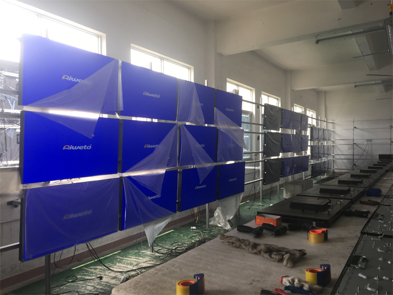 武漢加油!中國加油!湖北客戶該如何買到有質量保障的液晶拼接屏廠家產品?